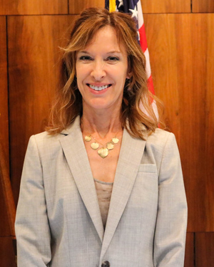 0010_2-Mary-Grambergs